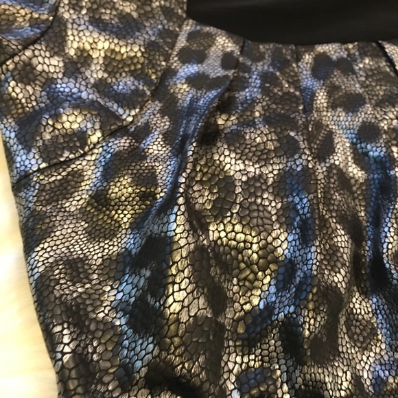 Women top - Picture 4 of 4